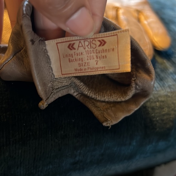 Vintage 100% leather gloves - Picture 4 of 6